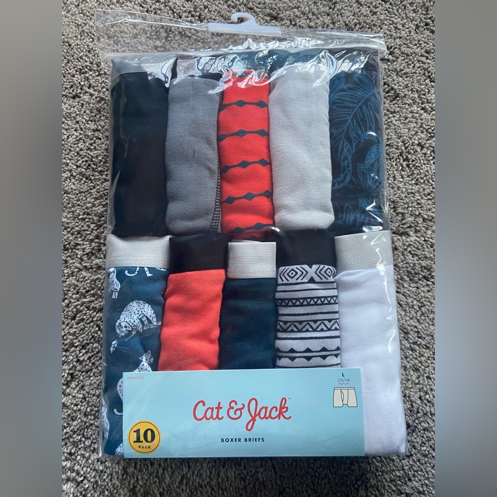 Boys Size Large Cat & Jack Boxer Briefs NWT